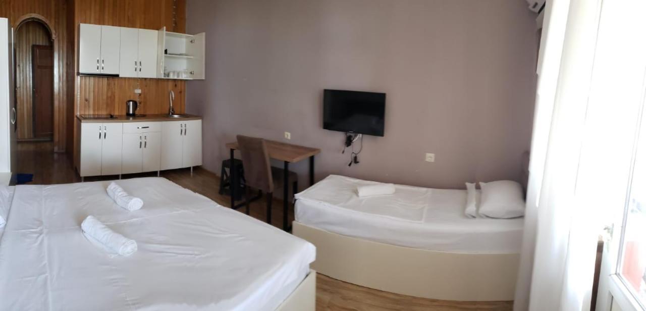Midia Guest House Kobuleti Dış mekan fotoğraf
